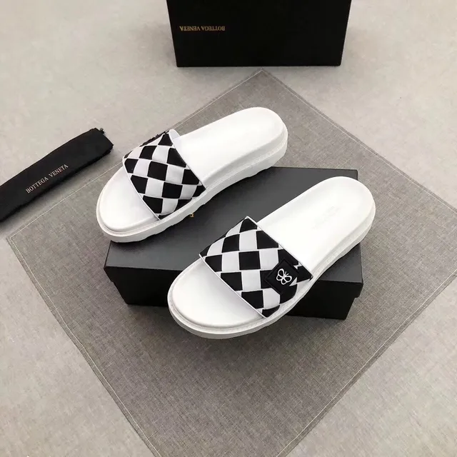 Bottega Veneta Cassette Slide সাদা কালো চেকারবোর্ড স্ট্র্যাপ মোটা প্ল্যাটফর্ম সোল স্লিপার 3