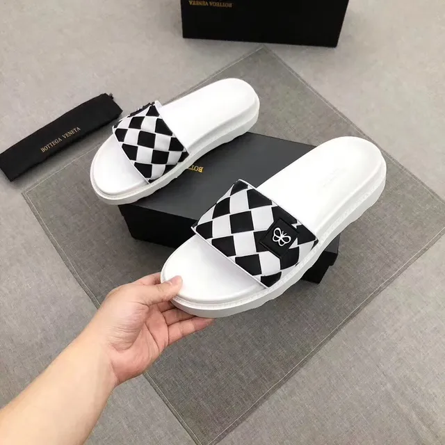 Bottega Veneta Cassette Slide সাদা কালো চেকারবোর্ড স্ট্র্যাপ মোটা প্ল্যাটফর্ম সোল স্লিপার 6