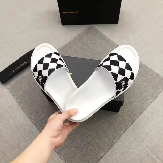 Bottega Veneta Cassette Slide সাদা কালো চেকারবোর্ড স্ট্র্যাপ মোটা প্ল্যাটফর্ম সোল স্লিপার 7