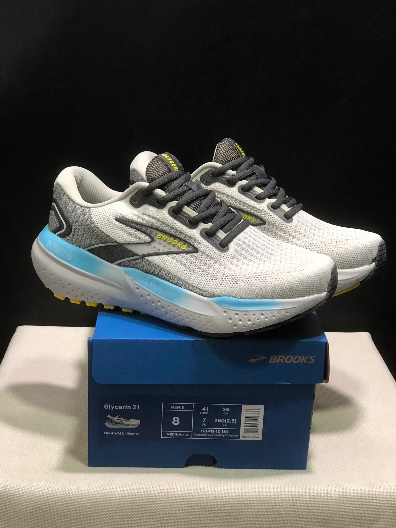 Brooks Glycerin White Gray Blue Yellow zapatos de correr 3