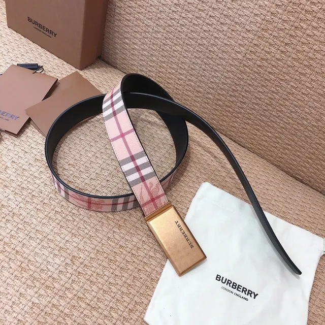 Burberry House Check Cinto de couro reversível 5