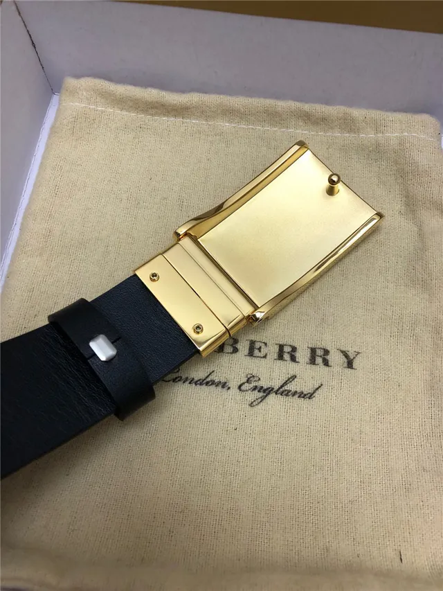 Burberry Knight কালো রৌপ্য উৎকীর্ণ ঘর চেক প্যাটার্ন ব্রাশ আয়তাকার বক্ল লেদার বেল্ট 2