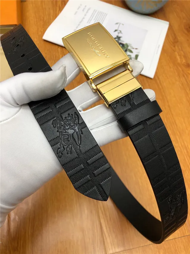 Burberry Knight কালো রৌপ্য উৎকীর্ণ ঘর চেক প্যাটার্ন ব্রাশ আয়তাকার বক্ল লেদার বেল্ট 5