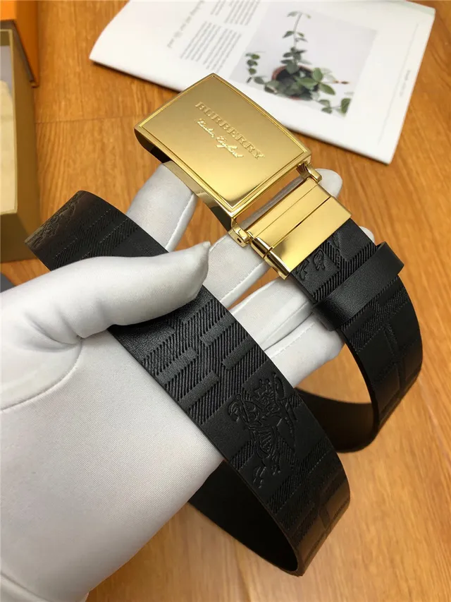 Burberry Knight কালো রৌপ্য উৎকীর্ণ ঘর চেক প্যাটার্ন ব্রাশ আয়তাকার বক্ল লেদার বেল্ট 7