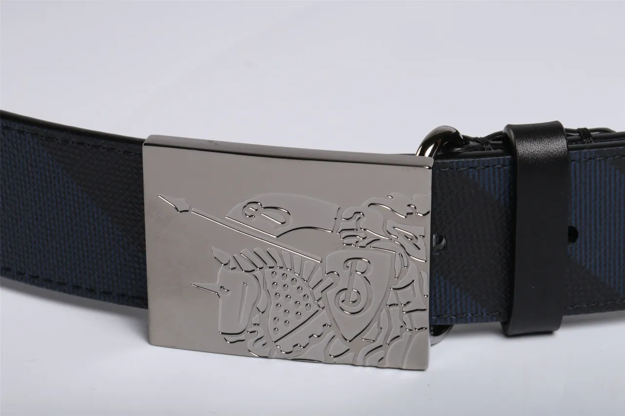 Burberry Knight Navy and Black Check Leather Belt 8