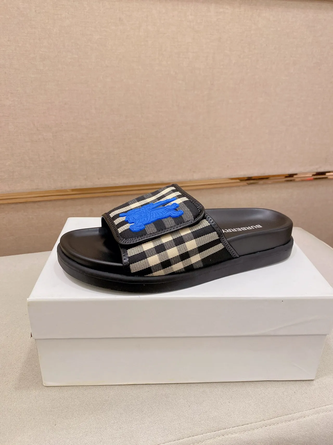 Burberry Slide Black Blue Check-Pattern Strap Raised Equestrian Knight Motif Slippers 12