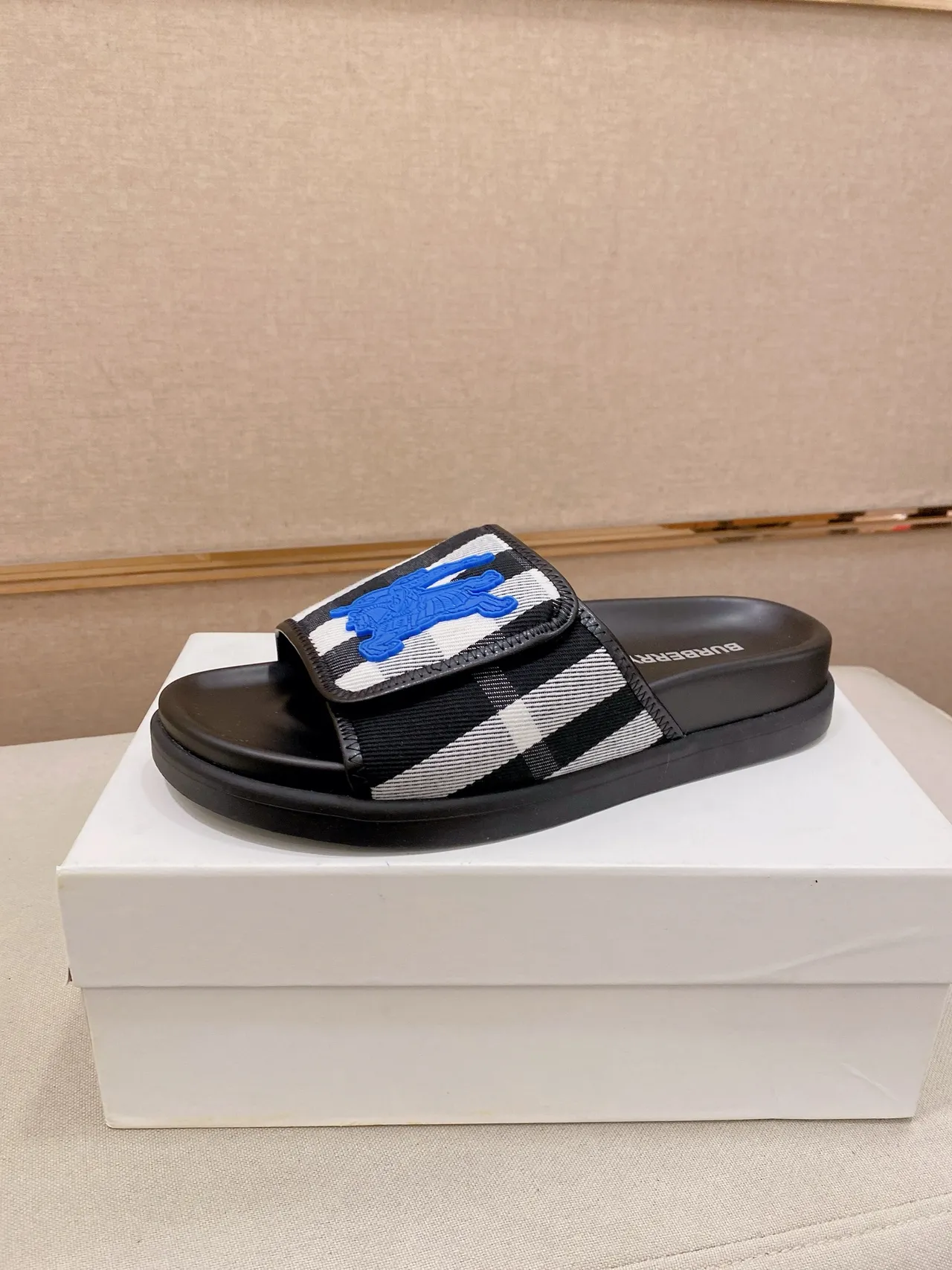 Burberry Slide Black Blue Check-Pattern Strap Raised Equestrian Knight Motif Slippers 13