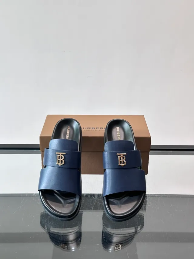 Burberry TB গ্রীষ্ম স্লাইড দ্বি ফিতা মোনোগ্রাম চপ্পল 6