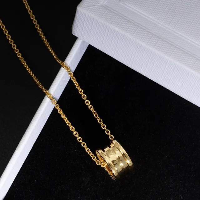Bvlgari B.zero1 多环金项链 2