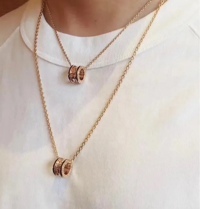Bvlgari B.zero1 ذهب وردي أسطواني إطار قلادة سلاسل 9