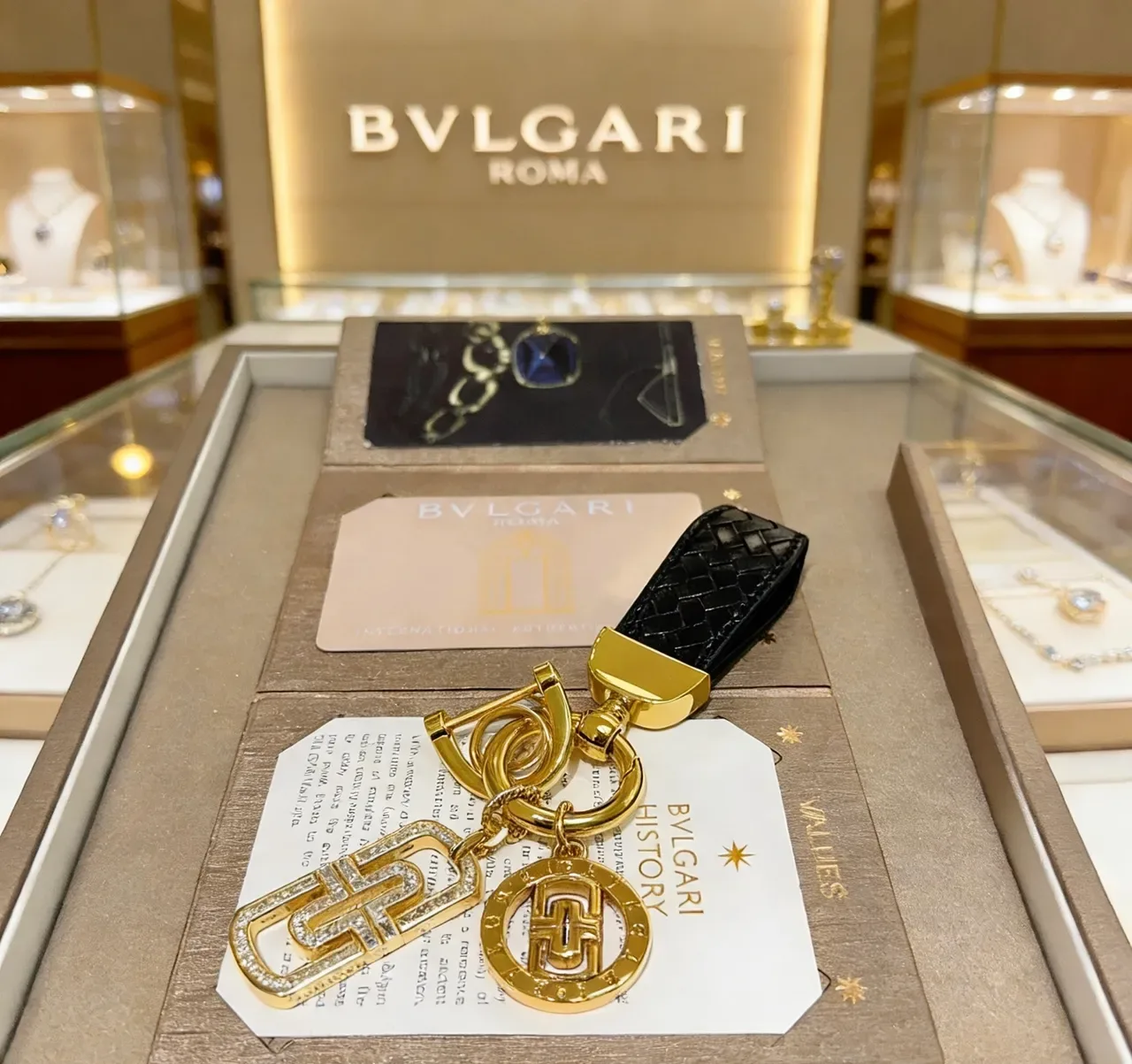 Bvlgari سوار جلد منسوج ذهب أسود معدن مصقول 6