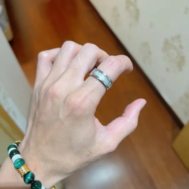 Bvlgari नक्काशी बनावट चौड़ी बैंड अंगूठी 2