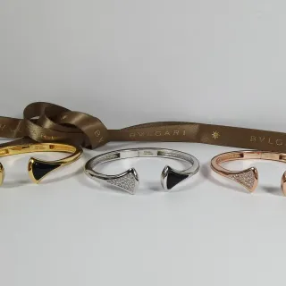 Bvlgari Gold Black Open Bangle Arrowhead Terminals Bracelet