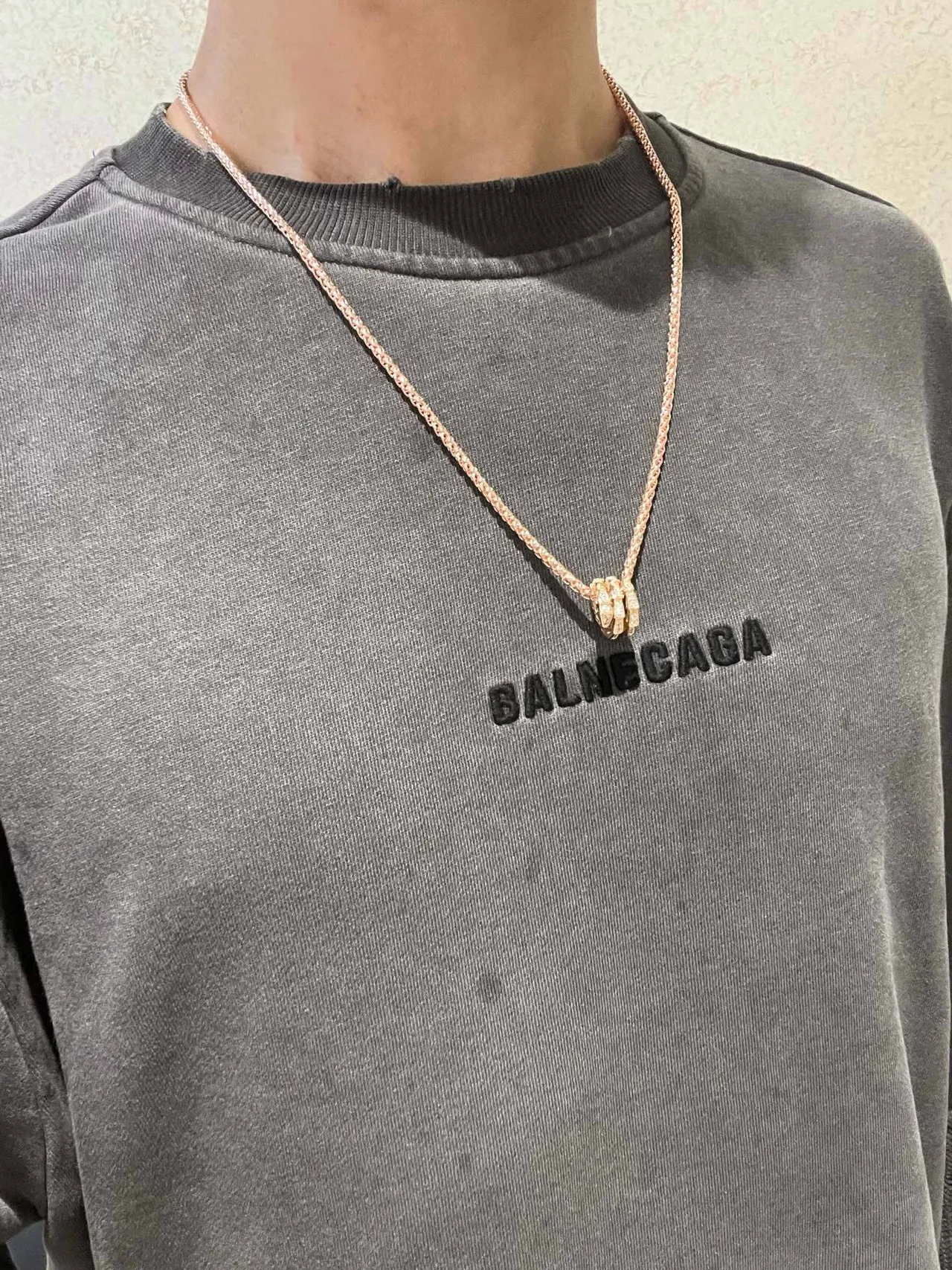 Bvlgari ذهبي ورد أبيض سلسلة مضفرة ماس بتات إغلاق ثلاثي الشريط قلادة 9