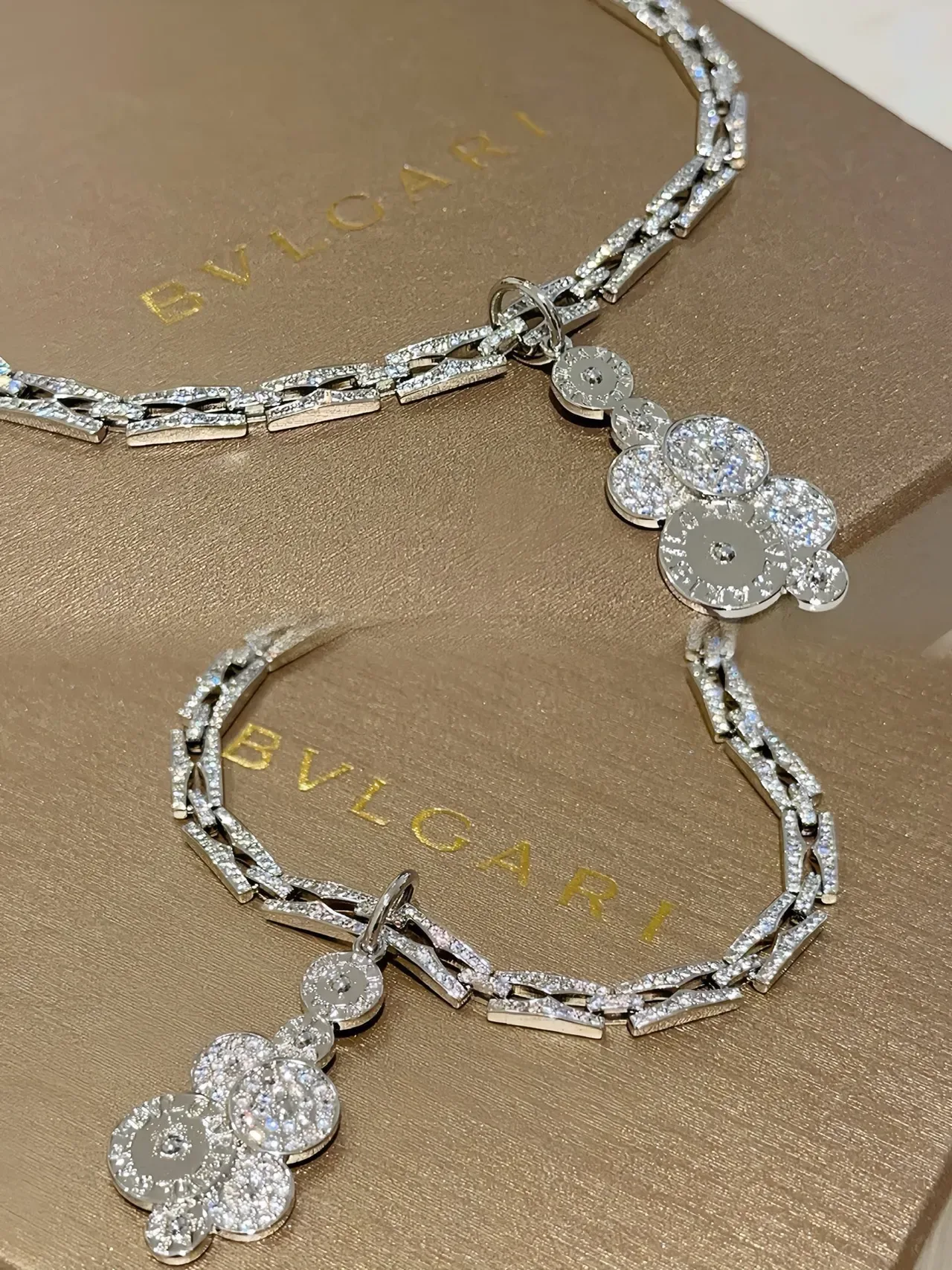 Bvlgari Silver Transparent Pavé-Diamond Chain Multi-Disc Pendant Necklace 9