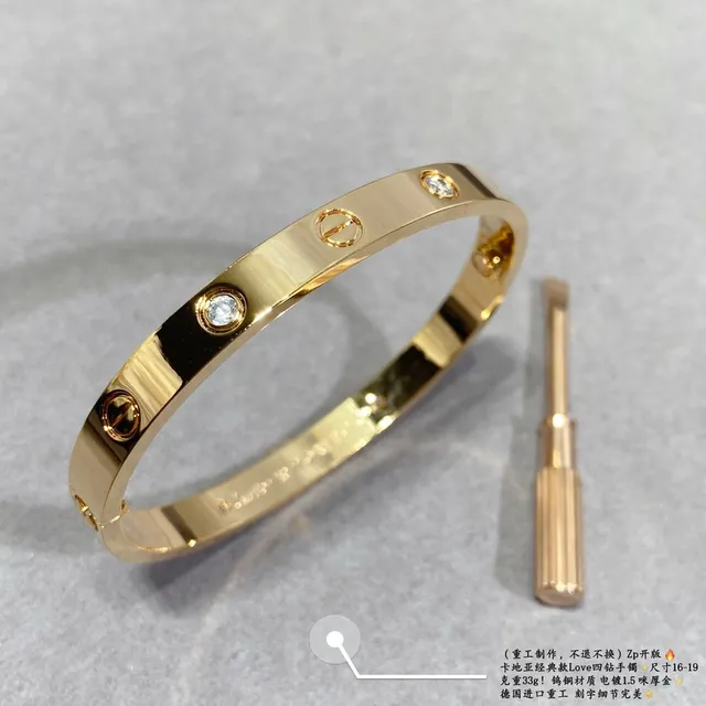Cartier Love Four Stone Pulseira de Ouro 5