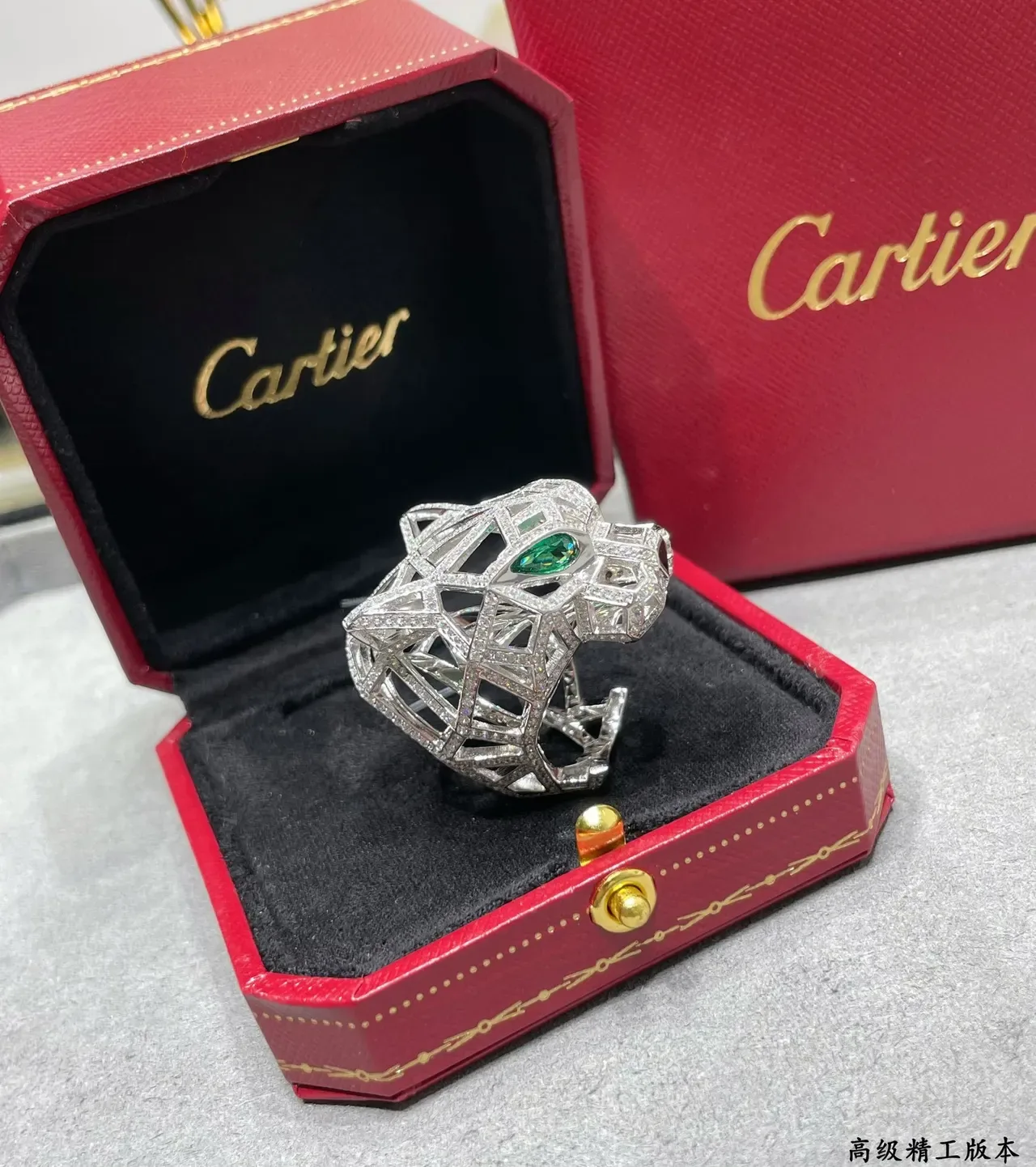 Cartier Panthère Silver Green Geometric Openwork Pavé-Set Diamonds Ring 4