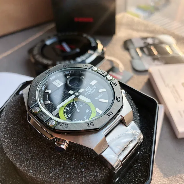 Casio Edifice Bluetooth Analog-Digital Sports Watch 2