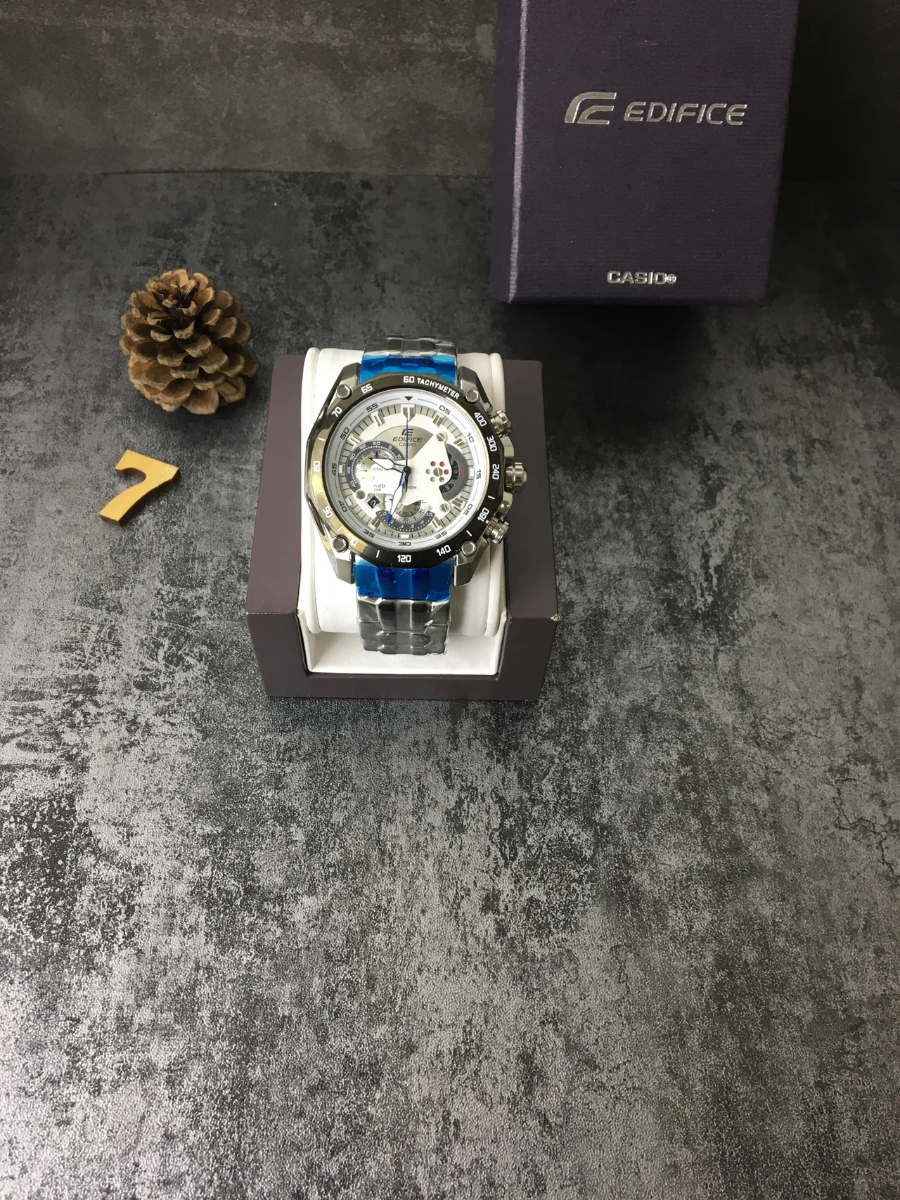 Casio Edifice রূপালী নীল মাল্টি ডায়াল ক্রোনোগ্রাফ ট্যাকিমিটার বেজেল ঘড়ি 2