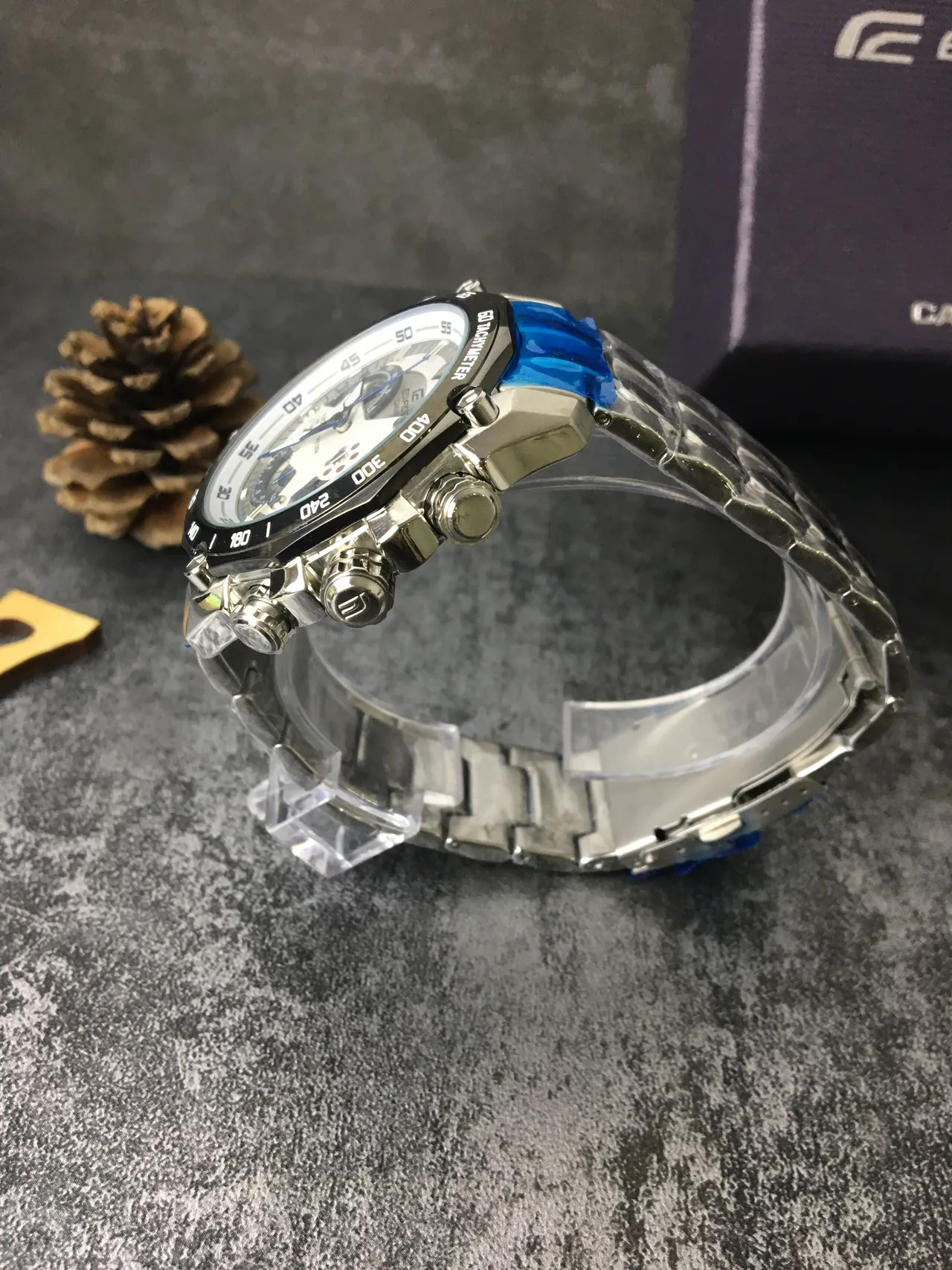 Casio Edifice রূপালী নীল মাল্টি ডায়াল ক্রোনোগ্রাফ ট্যাকিমিটার বেজেল ঘড়ি 3