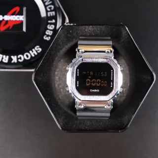 Casio G-Shock DW-5600 黑银运动手表