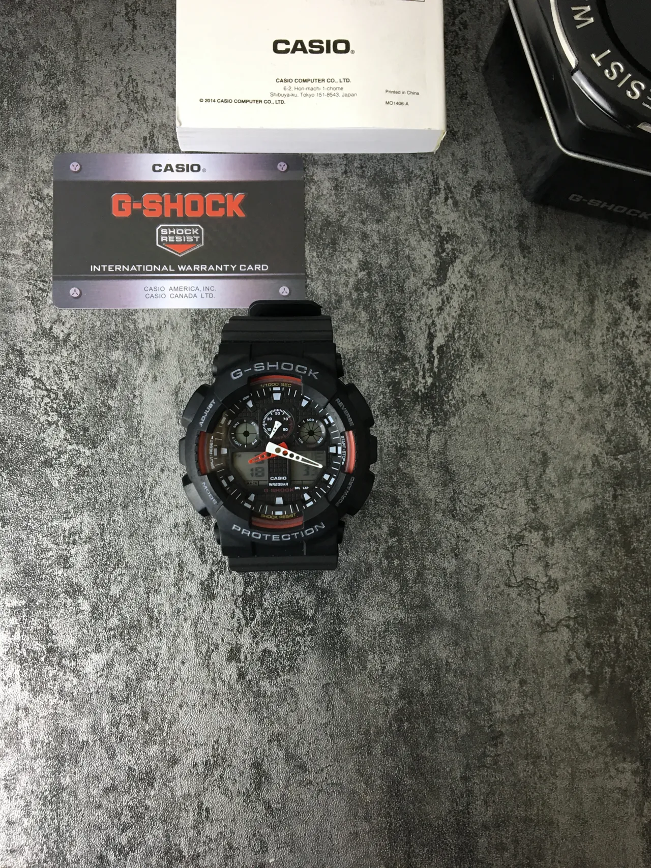 Casio G-Shock GA-100 काला और लाल स्पोर्ट्स वॉच 2