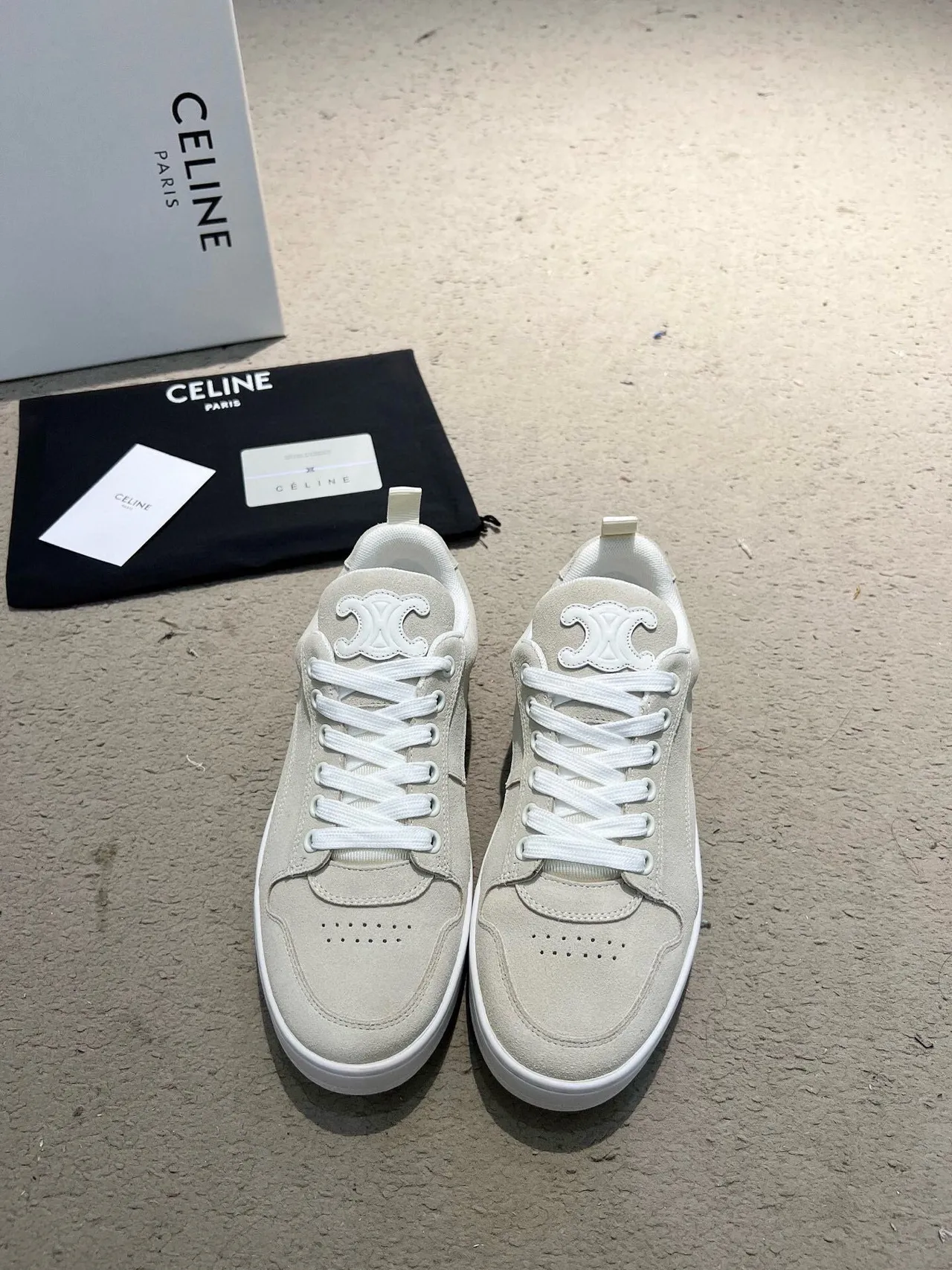 Celine CT-01 Z Trainer Off-White Daim Chaussures Lifestyle 5