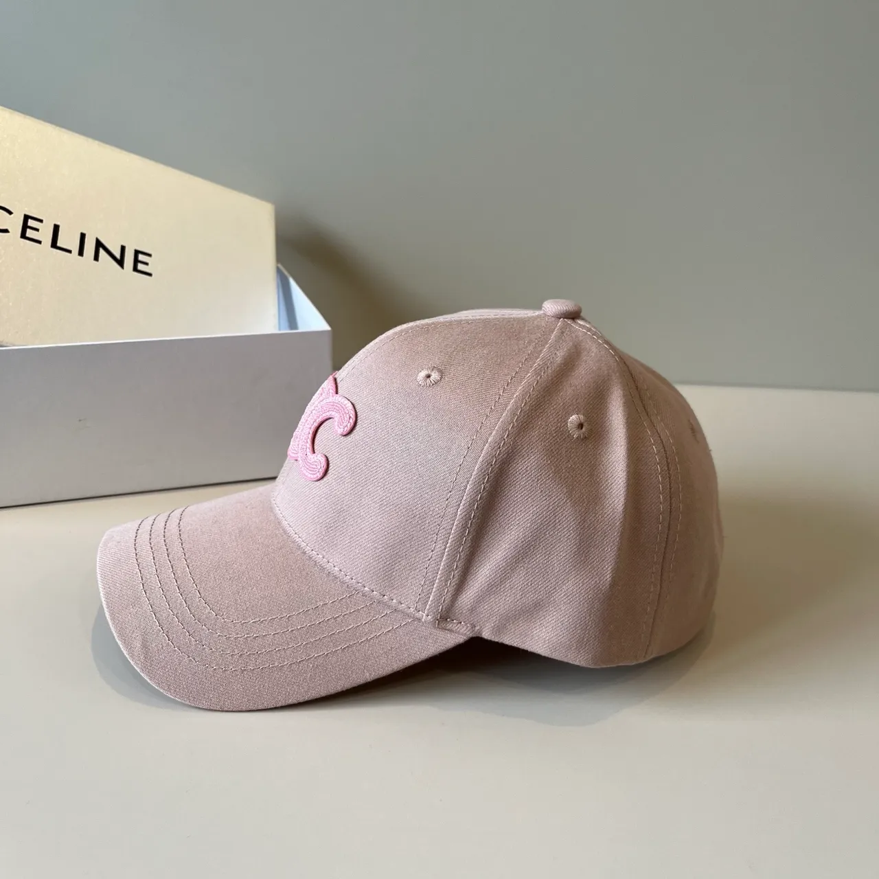 Celine Interlocking CC مطرزة وردي غباري قبعة بيسبول 6