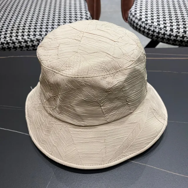 Celine Texturizado Embossado Folha Bege Chapéu Bucket 6