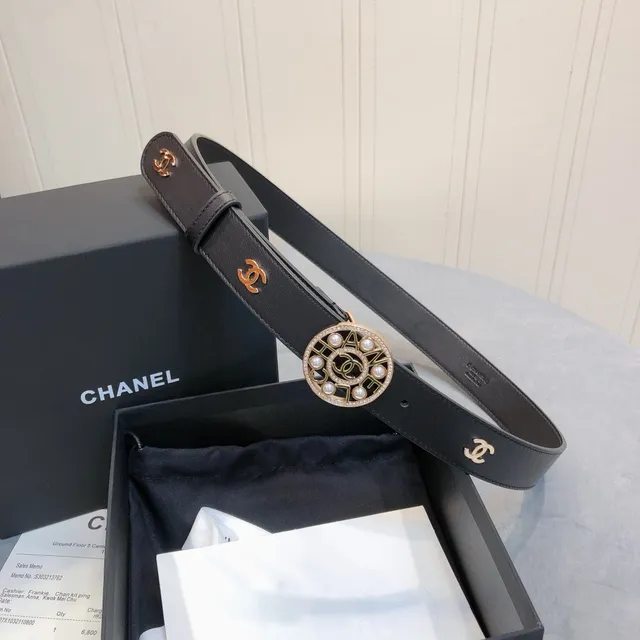 Chanel Black Gold Pearl-Embellished Circular Buckle Interlocking CC Logos Leather Belt 2