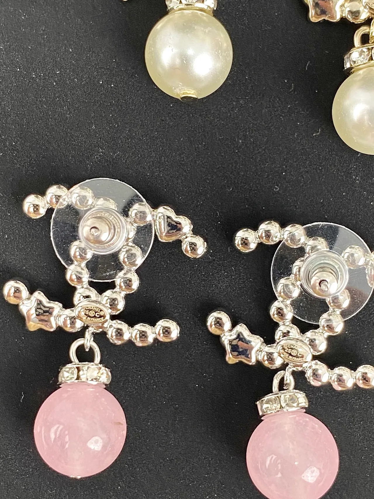 Chanel CC Drop Boucles d'Oreilles Blanc Rose Cristal-Pavé Motif Interlocking Pendentif Sphérique Gemstone 4
