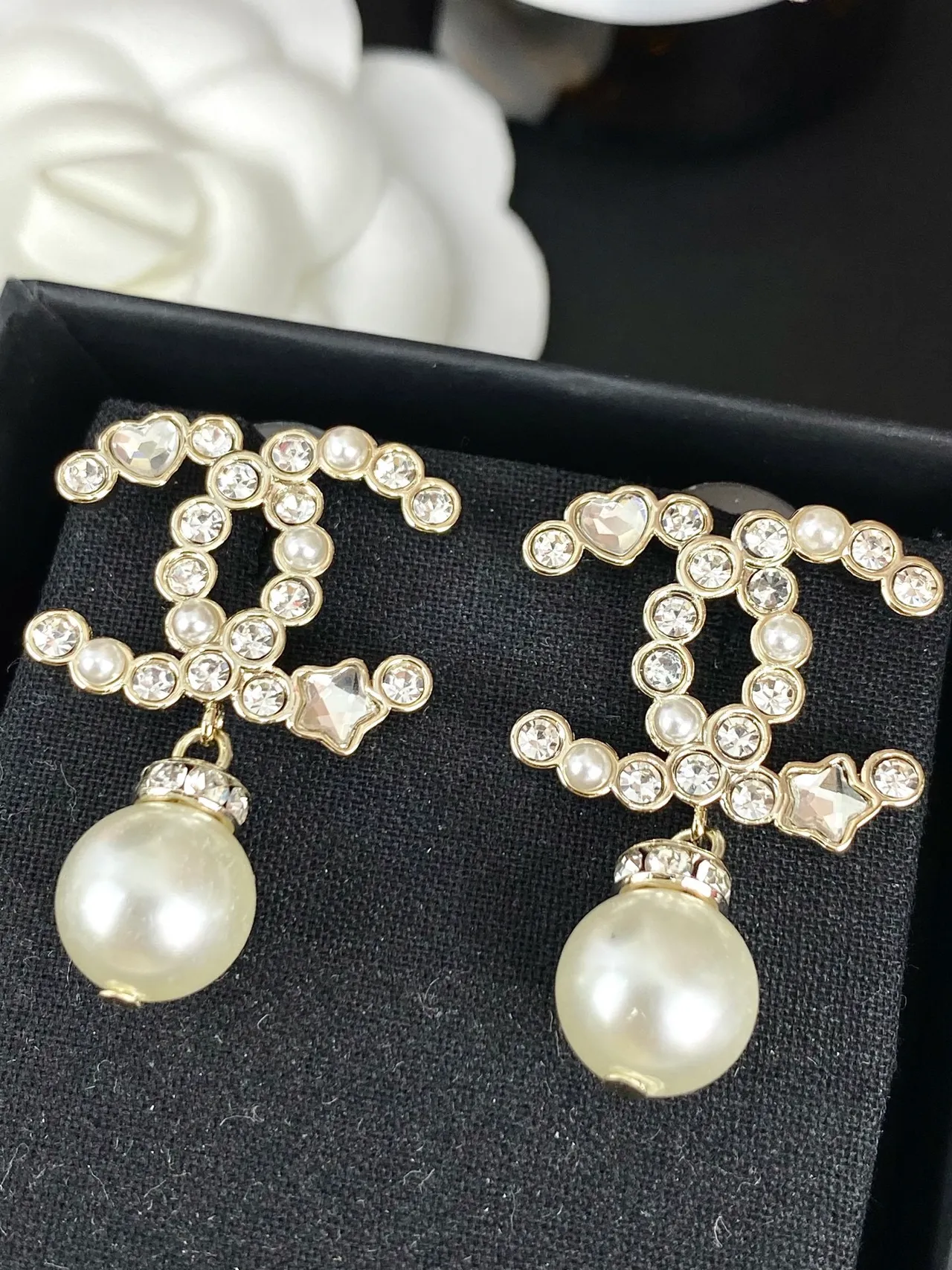 Chanel CC Drop Boucles d'Oreilles Blanc Rose Cristal-Pavé Motif Interlocking Pendentif Sphérique Gemstone 5