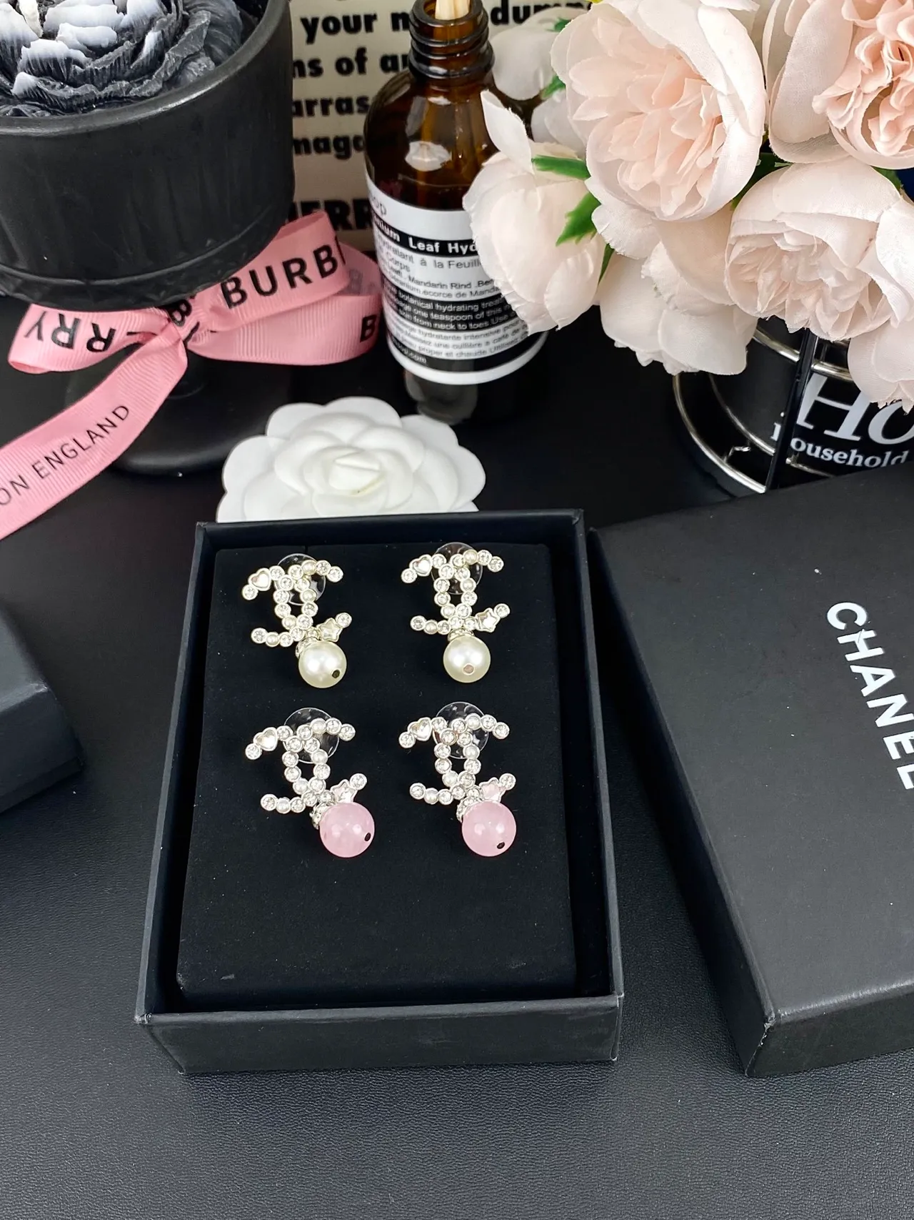 Chanel CC Drop Boucles d'Oreilles Blanc Rose Cristal-Pavé Motif Interlocking Pendentif Sphérique Gemstone 7