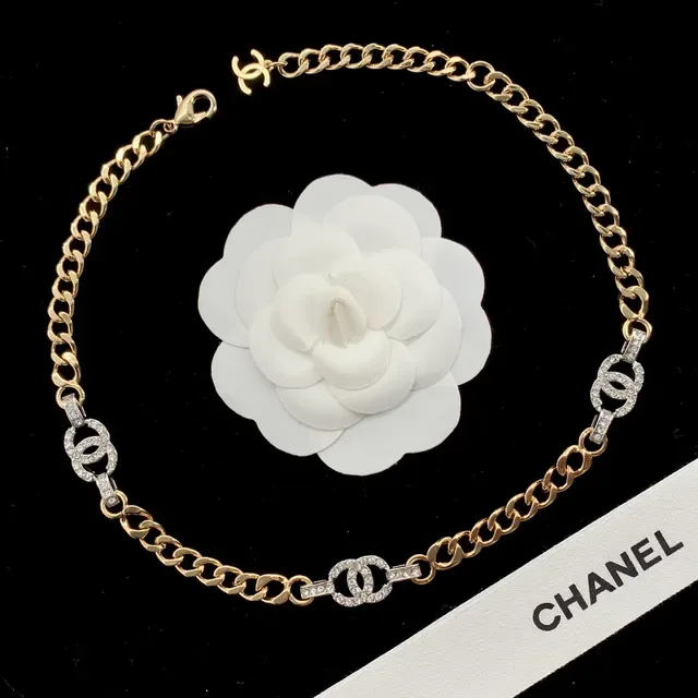 Chanel CC Logo Bracelet Gold Silver Curb Chain Interlocking Bracelet 2