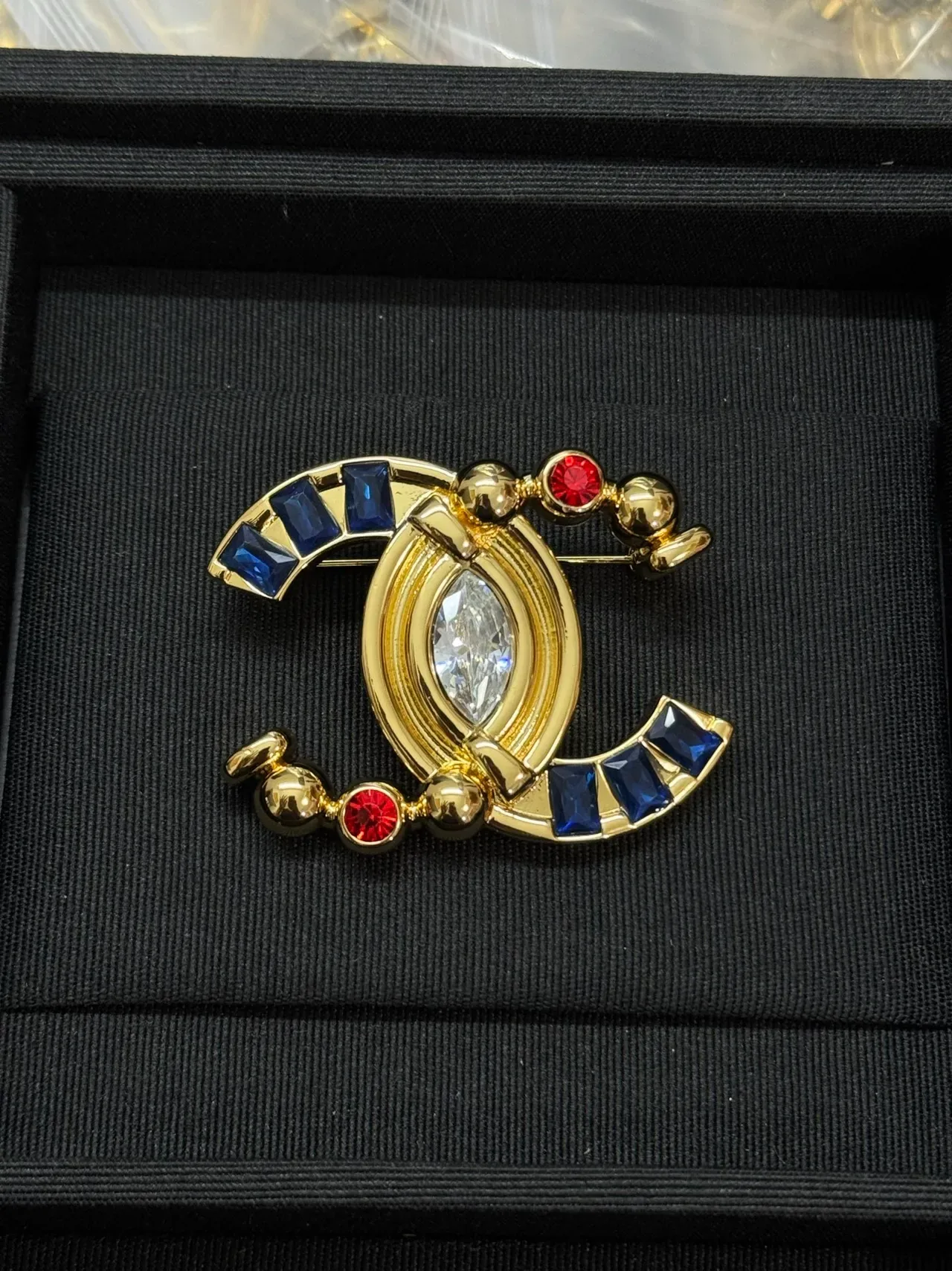 Chanel CC Logo Brooch Gold Blue Metal Interlocking Brooch 9