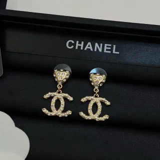 Chanel CC Logo أقراط قطرة كريستال