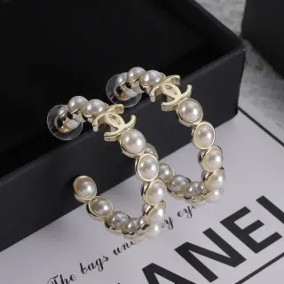 Chanel CC Brincos Argola de Pérolas