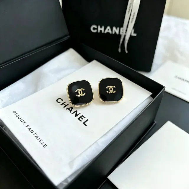 Chanel CC Square Black Enamel Gold-Tone Stud Earrings 8
