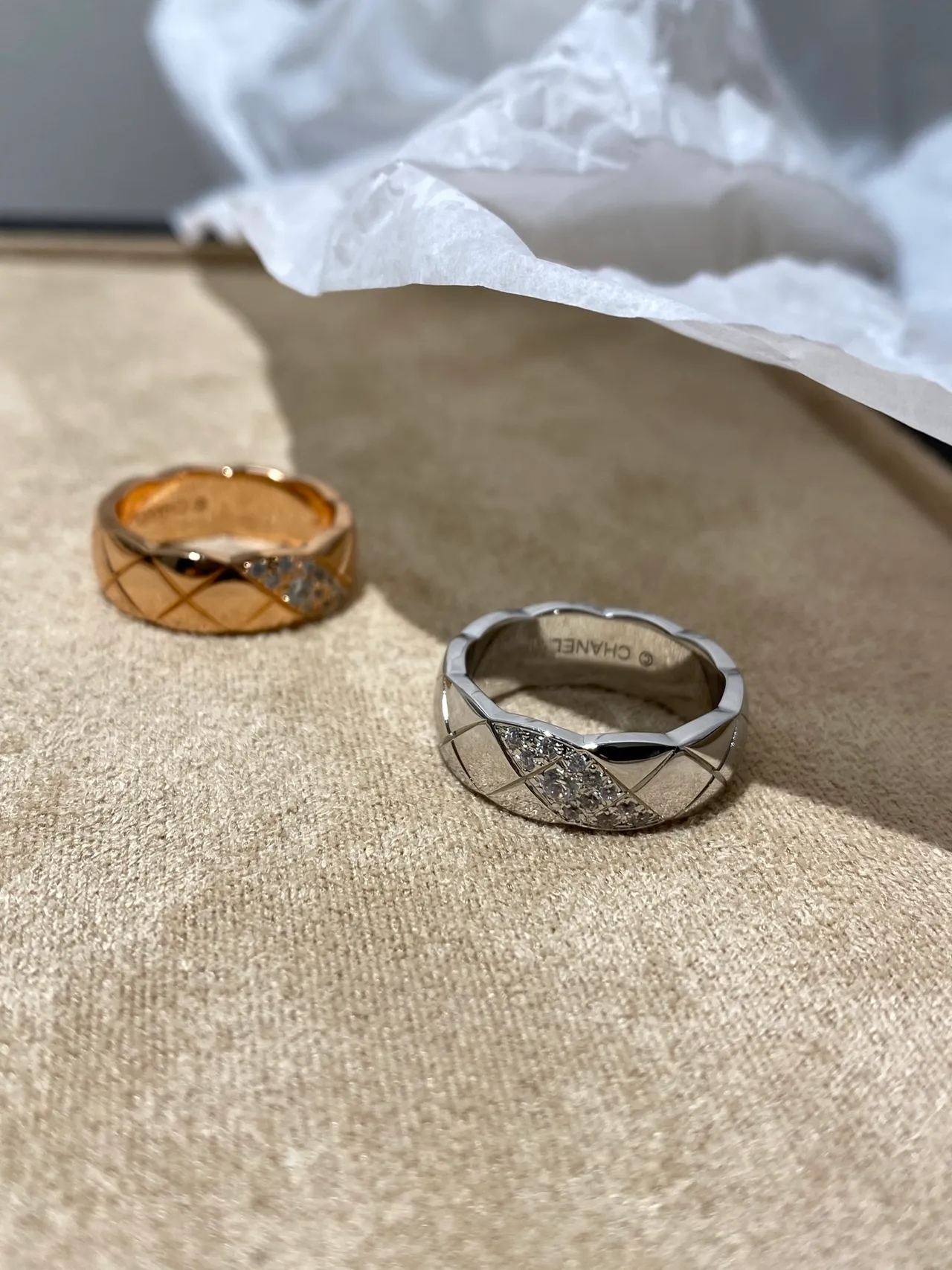 Chanel Coco Crush Banda Oro Plata Acolchada Corte Diamante Pavé-Set Detalle Cristal Anillo 9