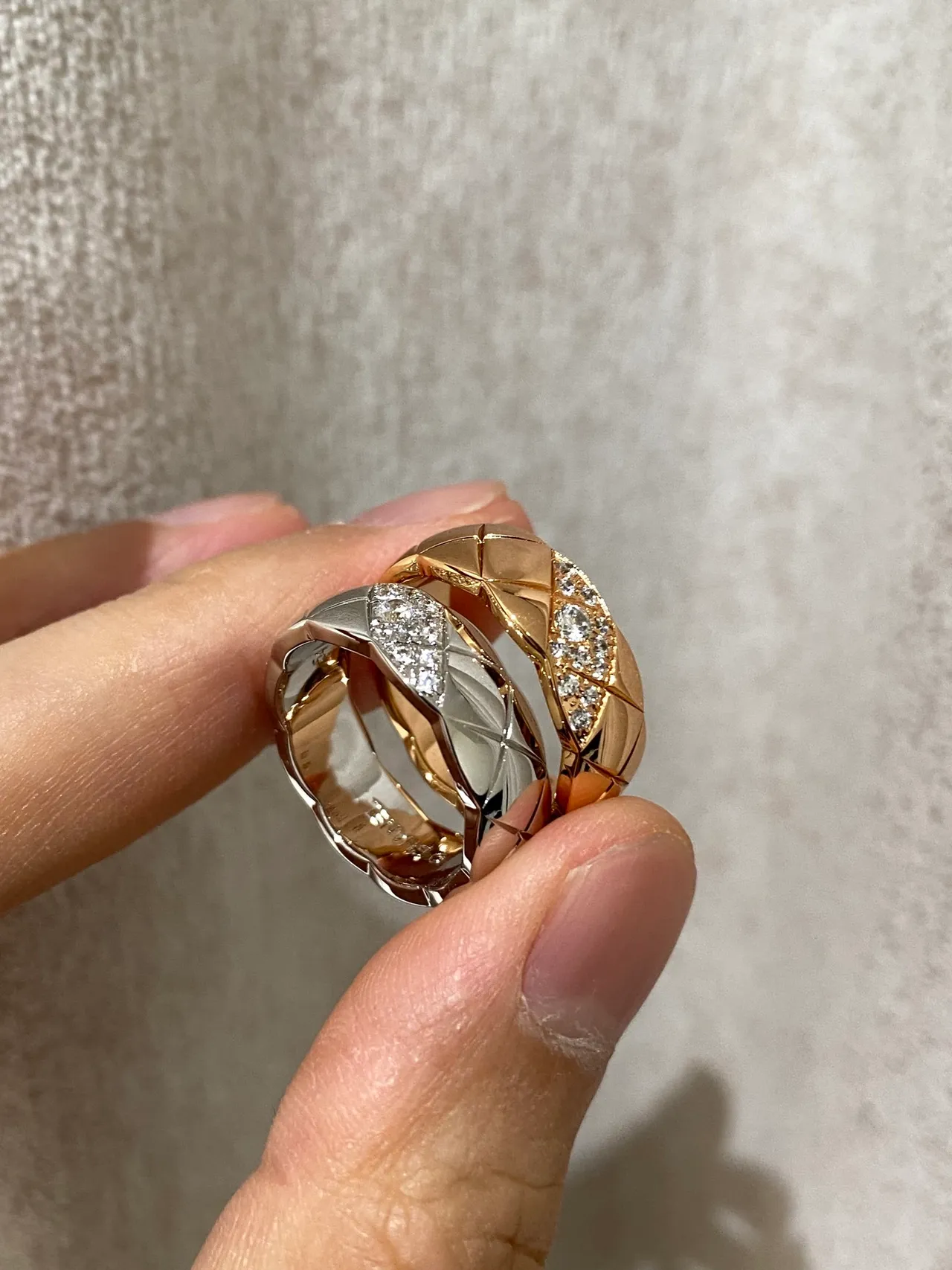 Chanel Coco Crush Banda Oro Plata Acolchada Corte Diamante Pavé-Set Detalle Cristal Anillo 10