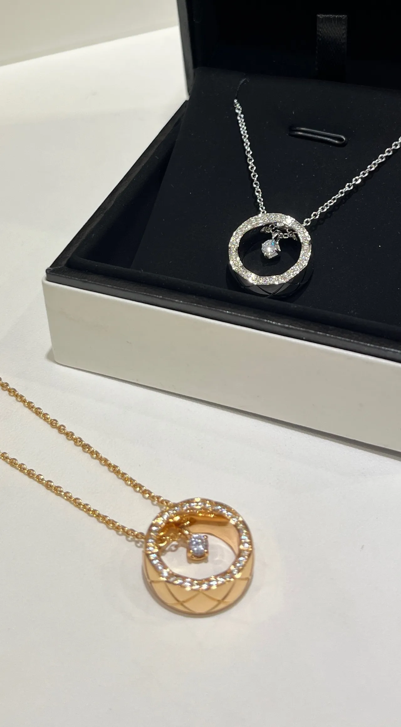 Collar Chanel oro tono Pavé diamante círculo abierto 2
