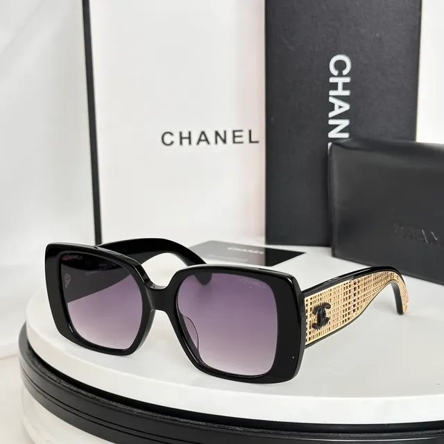 Chanel Lattice Black Gold Rectangular Frame Construction Sunglasses 5