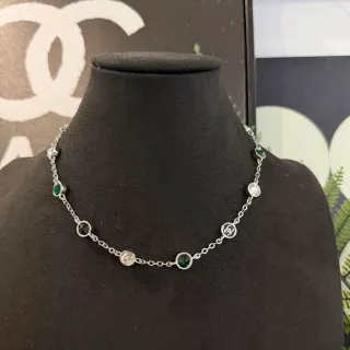 Chanel متعدد الحجارة متشابك CC Logo سلسلة قلادة