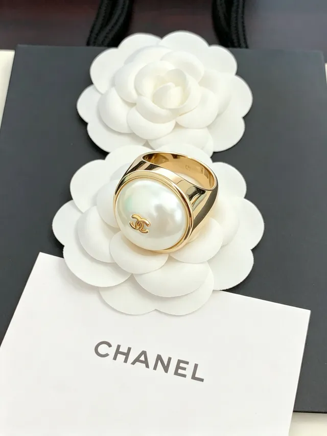 Chanel 珍珠印章戒指 镀金 白珍珠戒指 3