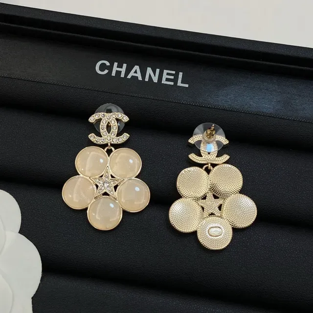 Chanel Pink Beige Floral Cluster Cabochon Stone Earrings 3