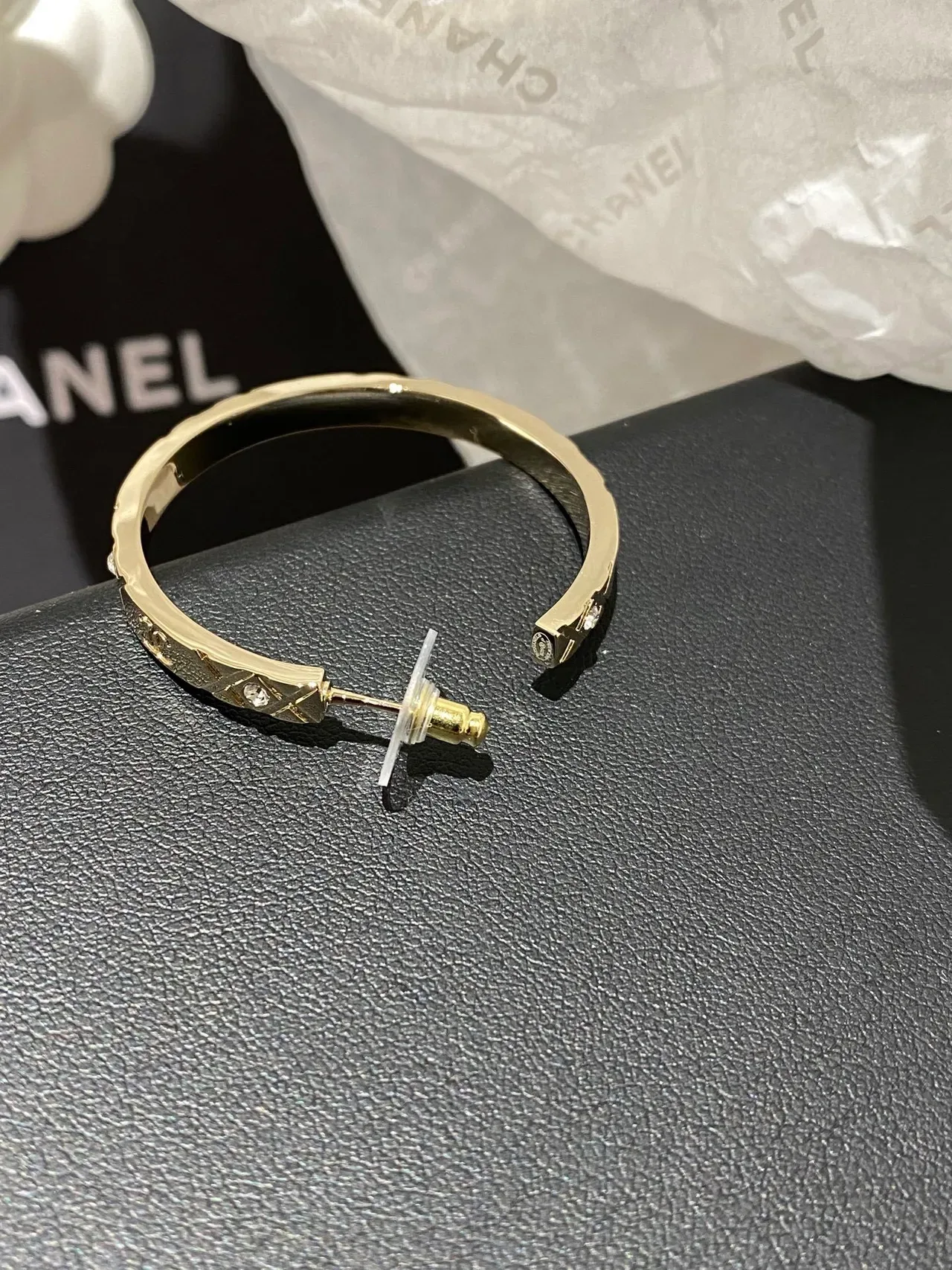 Chanel Quilted CC Logo Gold-Tone Crystal Hoop Earrings 3