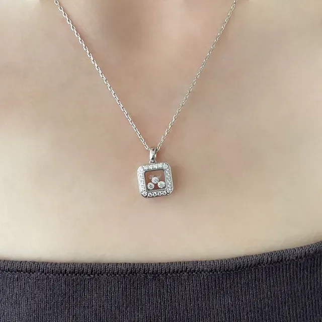 Chopard Happy Diamonds Pendentif Diamant Carré Pavé 9