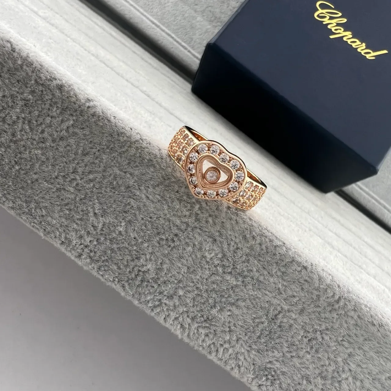 Chopard Happy Hearts Heart-Shaped Pavé Diamond Ring 3