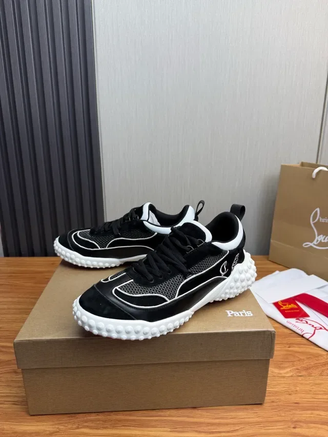 Christian Louboutin Bubble Low أسود وأبيض حذاء رياضي نمط حياة 3