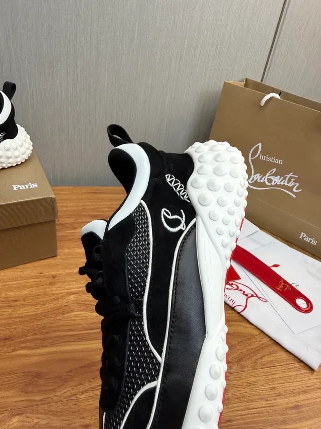 Christian Louboutin Bubble Low أسود وأبيض حذاء رياضي نمط حياة 8